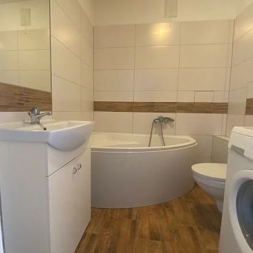 Mieszkanie o pow. 47.70 m2, balkon, umeblowane, III piętro, Al. Wojska Polskiego - Zdjęcie 1