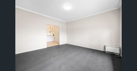 Neat Family Home - Photo 3