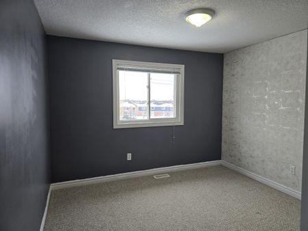 For Lease - 77 Iron Gate Street Unit# Upper, Kitchener, Ontario - Photo 4
