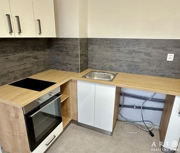 Pronájem bytu 1+1 36 m² - Photo 1