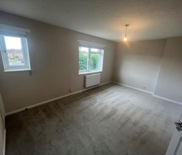 2 bedroom semi-detached house to rent - Photo 5