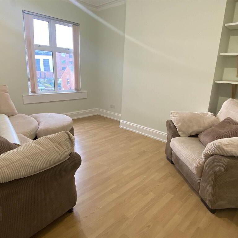 31b St Patrick's Avenue, Downpatrick, BT30 6DW - Photo 1