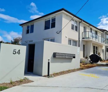 Bright One Bedder with Car Space in Freshwater - Photo 2