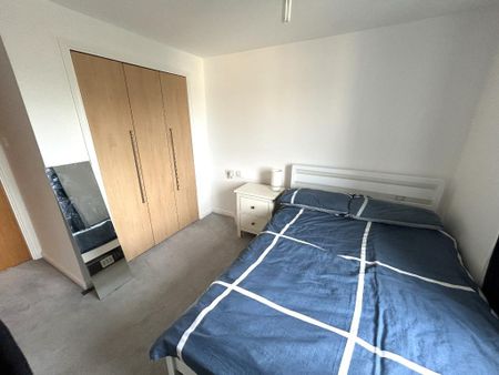 2 bedroom flat to rent - Photo 4