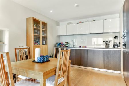 Pump House Crescent - Photo 3