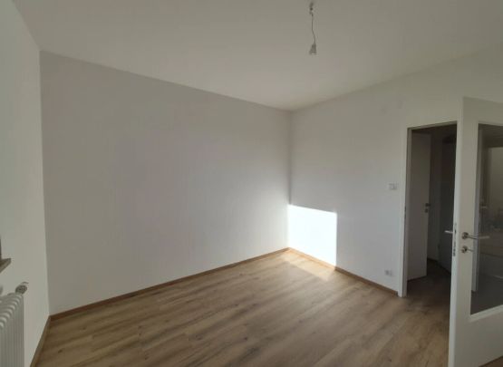 **Erstbezug nach Sanierung** - Traumhafte 1-Zimmer-Wohnung in Top-Lage! - Photo 1