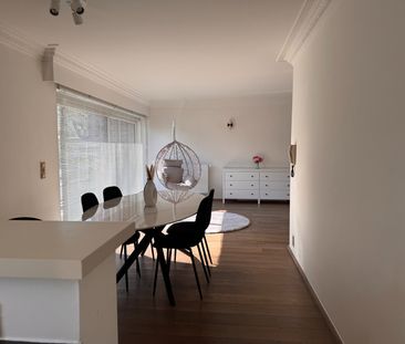 Ruime appartement van 155 m² met 3 slpkrs in Niel bij As - Photo 3