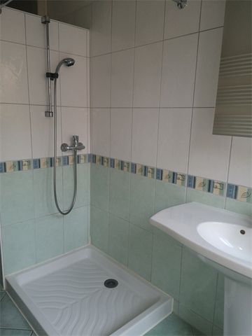 Location Appartement 4 pièces 85m² - Photo 2