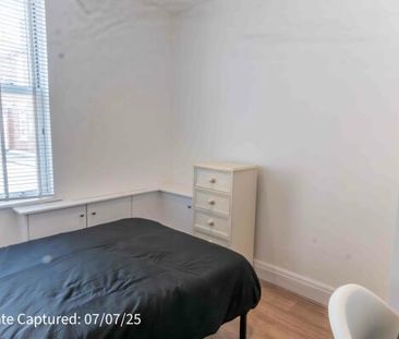 13, Earle Street - Photo 5