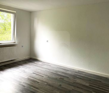 Lüdenscheid: Gepflegte 2-Zimmer-Wohnung mit Balkon im 2. Obergeschoss - Foto 2