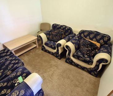3 bedroom House in Rillbank Lane, Leeds - Photo 6