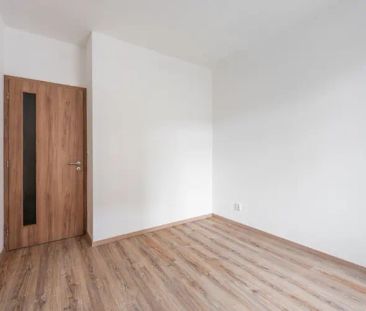 Moderní byt 2+kk s balkonem v centru města, 44 m - Photo 6