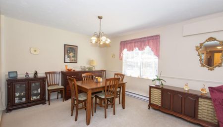 Woodbury Gardens - Photo 3