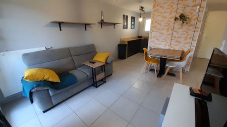 Onet le Chateau - T2 Meublé avec terrain + parking réservé - Photo 4