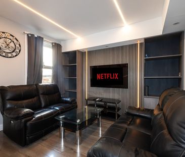 4 Bed Terraced House, Hatherley Road, RG1 - Photo 1