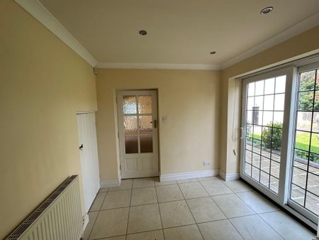 4 bedroom detached house to rent - Photo 3