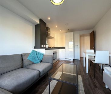 1 bedroom flat to rent - Photo 6