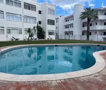 Apartamento T0 muito bem localizado em Vilamoura, com piscina. - Photo 4