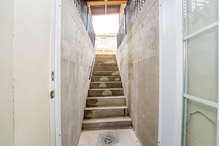 For Lease - 19 Boat Street, Brampton, Ontario - Photo 5