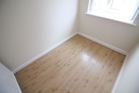 Windermere Road, Southall - Photo 5