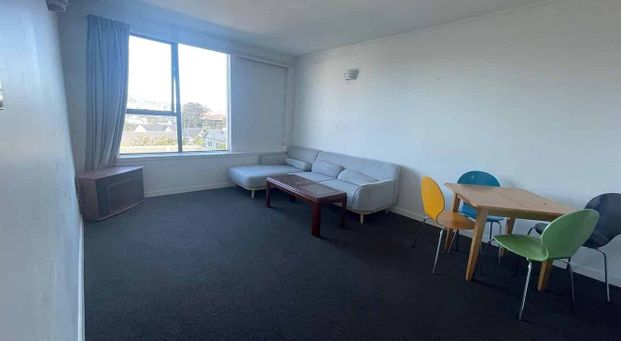 Tranquil City Living at 70 Hobson Street, Thorndon - Photo 1