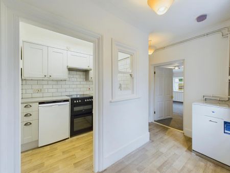 Studio to rent - Photo 2