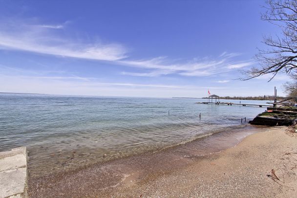 For Lease - 303 LAKE DR EAST UNIT A Drive, Georgina, Ontario - Photo 1