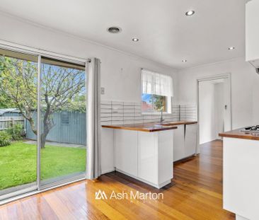 24 Berberis Crescent, Frankston, VIC 3199 - Photo 6