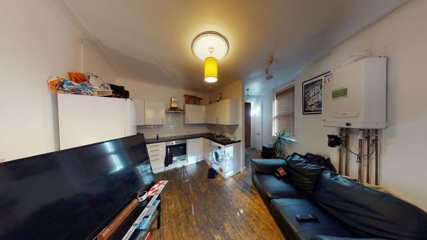 2 bedroom terraced house to rent - Photo 1