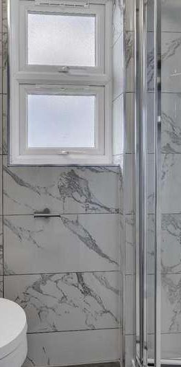 North Road, UB1 - Photo 1