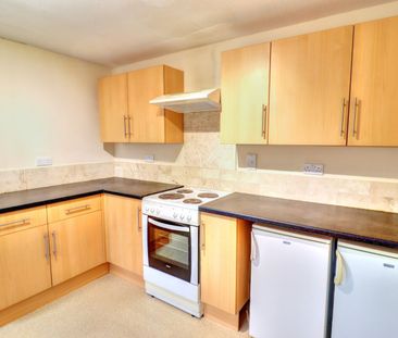 3 bedroom flat to rent, - Photo 5