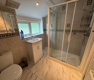 3 bedroom semi-detached house to rent - Photo 6