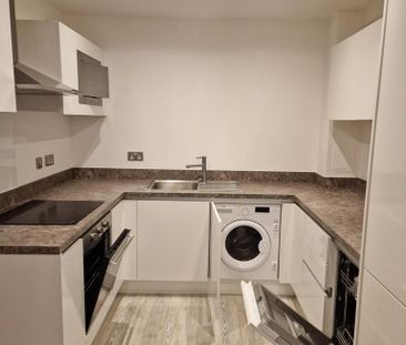 1 bedroom flat to rent - Photo 2