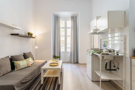 Calle Martínez Campos - Photo 4