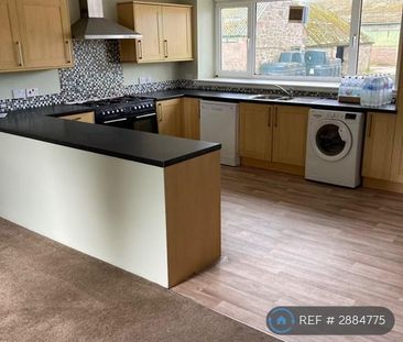 4 bedroom detached house to rent - Photo 4