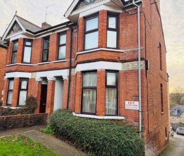 Priory Avenue, High Wycombe, HP13 - Photo 6