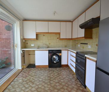 2 bedroom terraced house to rent - Photo 5