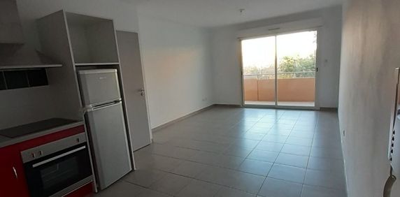 Canet-en-Roussillon – Location Appartement – 40.13 m² – 540€ CC / mois - Photo 2