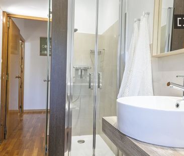 barcelona, Catalonia 08193 - Photo 6