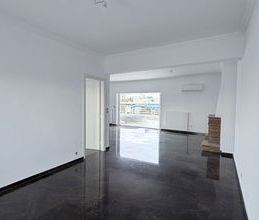 Διαμέρισμα για ενοικίαση - Βύρωνας, - Φωτογραφία 2