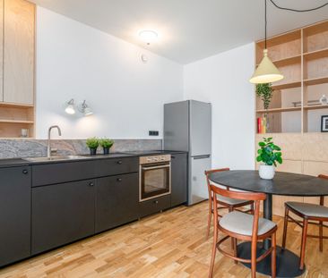 2 pokojowe mieszkanie z widokiem na Katedrę - Photo 6