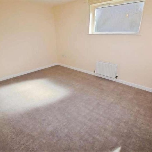 Holden Road, North Finchley, N12 - Photo 1