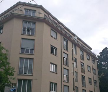 Appartement de 2 pièces au 4ème étage réservé aux personnes à la re... - Photo 1