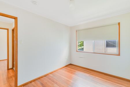 CENTRAL COOLANGATTA - TWO BEDROOM UNIT - Photo 3