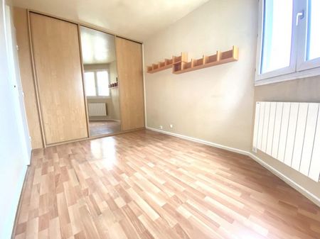 T4 Fontenay-le-Fleury 86 m² - Photo 3