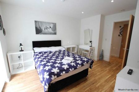 2 bedroom property to rent in Manchester - Photo 4