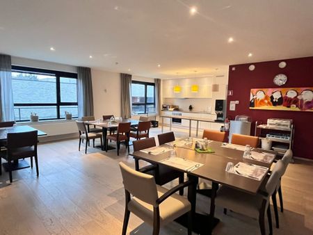 Gelijkvloerse assistentiewoning - serviceflat - gelegen in het centrum van Meeuwen (Oudsbergen). - Photo 4