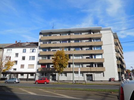 Lichtdurchflutete Wohnung zum Wohlfühlen mit Balkon - Foto 2