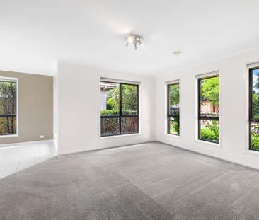 18 Heatherdale Street, Amaroo ACT 2914 - House For Rent | Domain - Photo 2