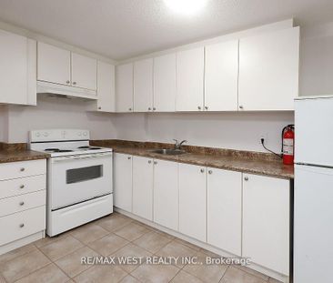 For Lease - 5453 Festival Drive Unit# Bsmt, Mississauga, Ontario - Photo 5